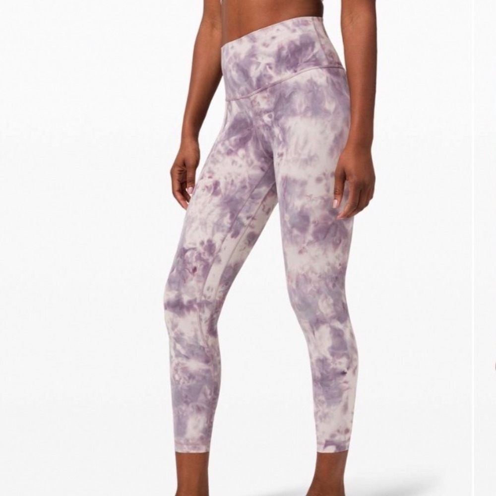 Lululemon Align Pant 25" Diamond Dye
Diamond Dye Pink Bliss Graphite Purple Sz 4